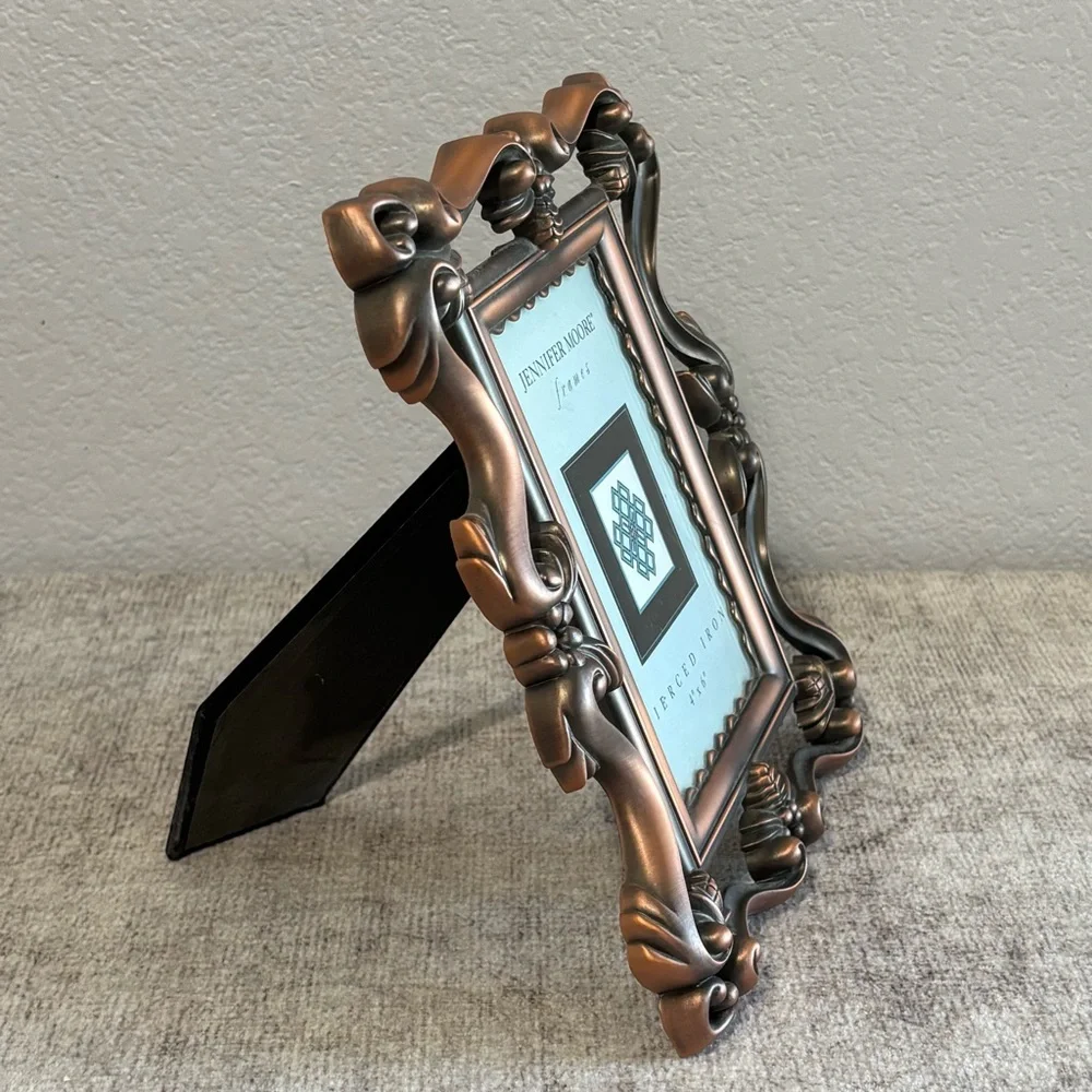 Jennifer Moore Pierced Iron 4x6 Photo Frame x2